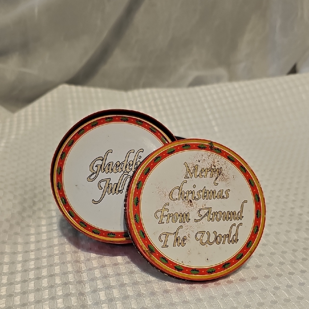 VTG - Christmas Coaster And Tin Set